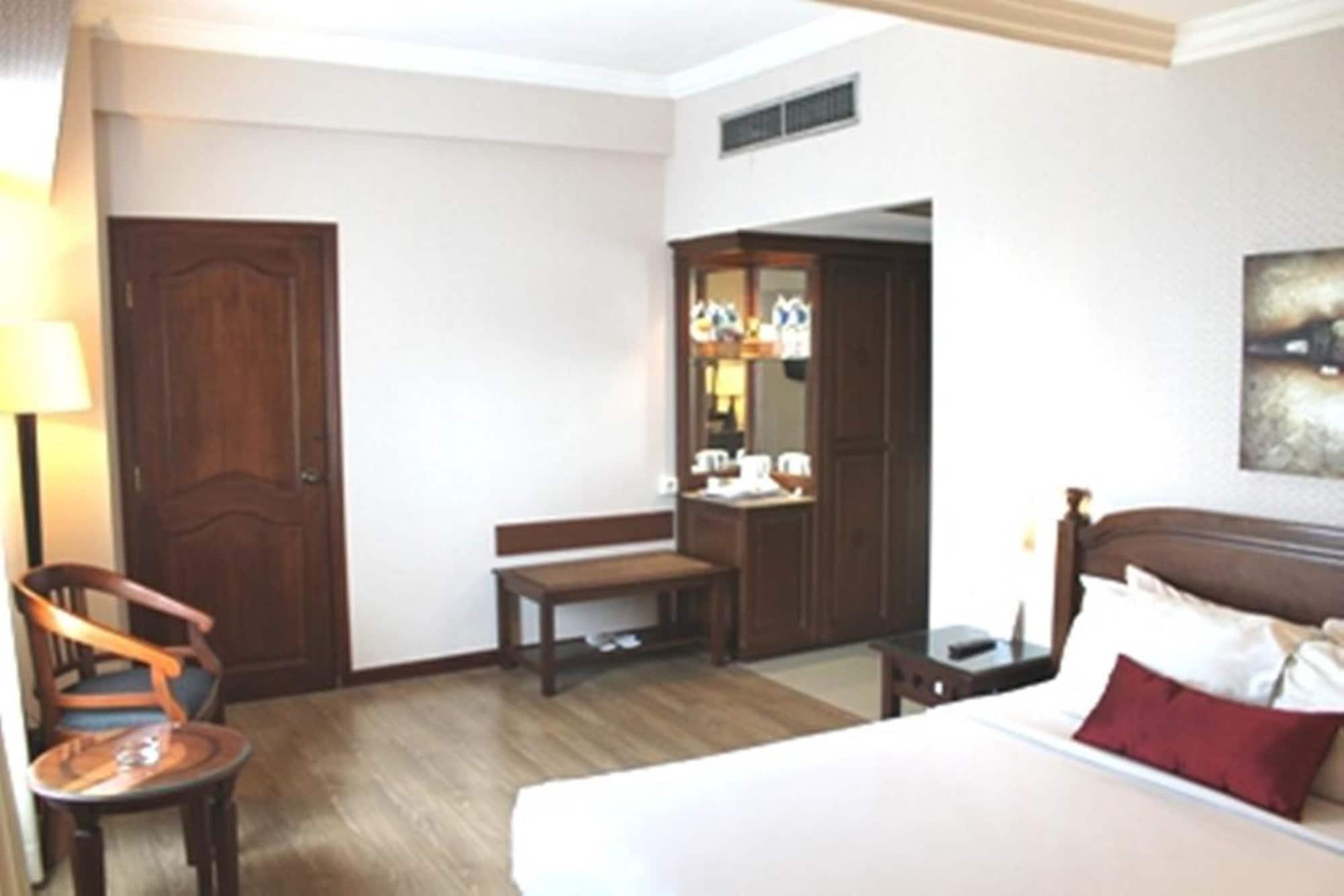 Grand Zuri Pekanbaru Zewnętrze zdjęcie