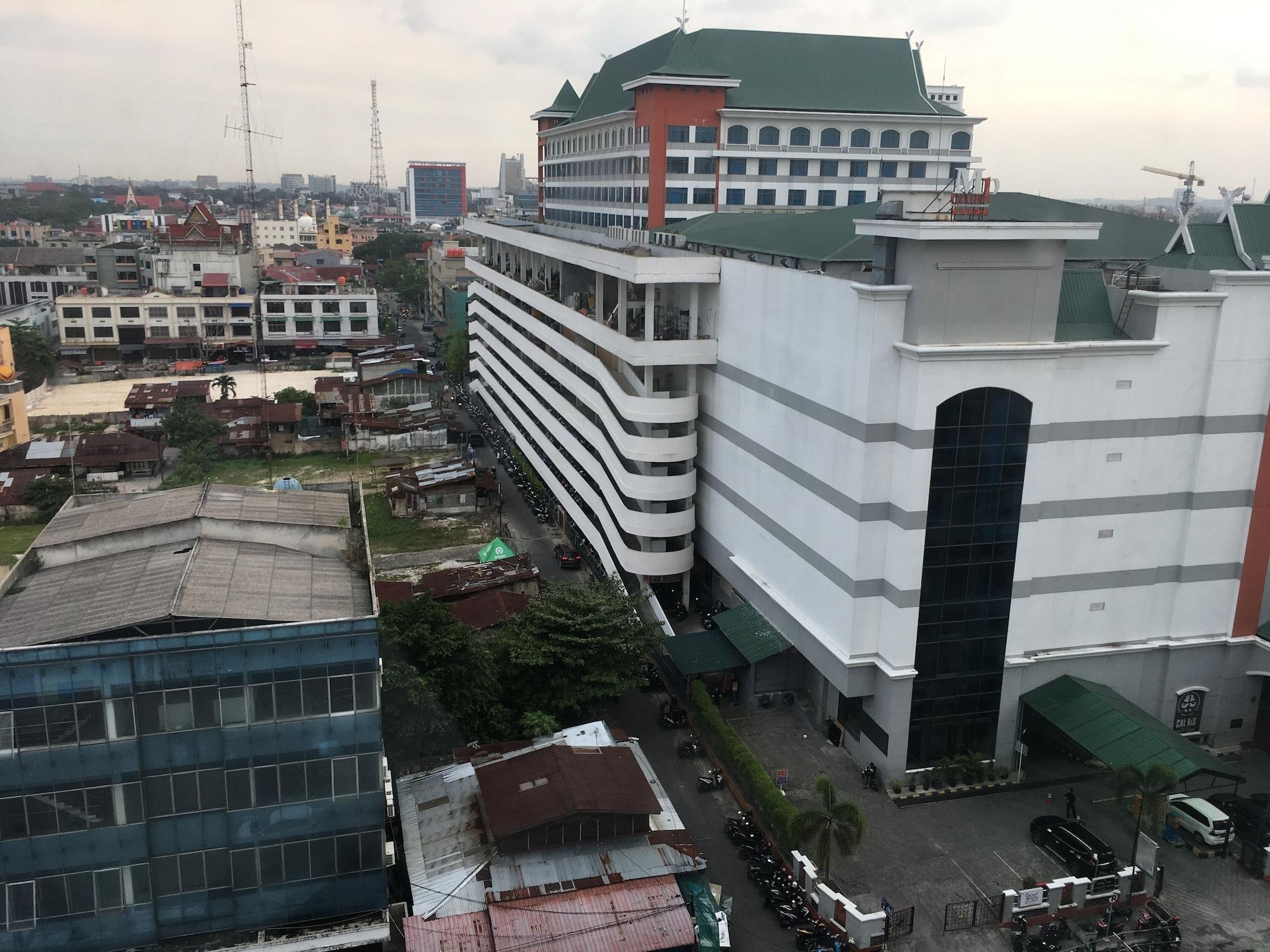 Grand Zuri Pekanbaru Zewnętrze zdjęcie