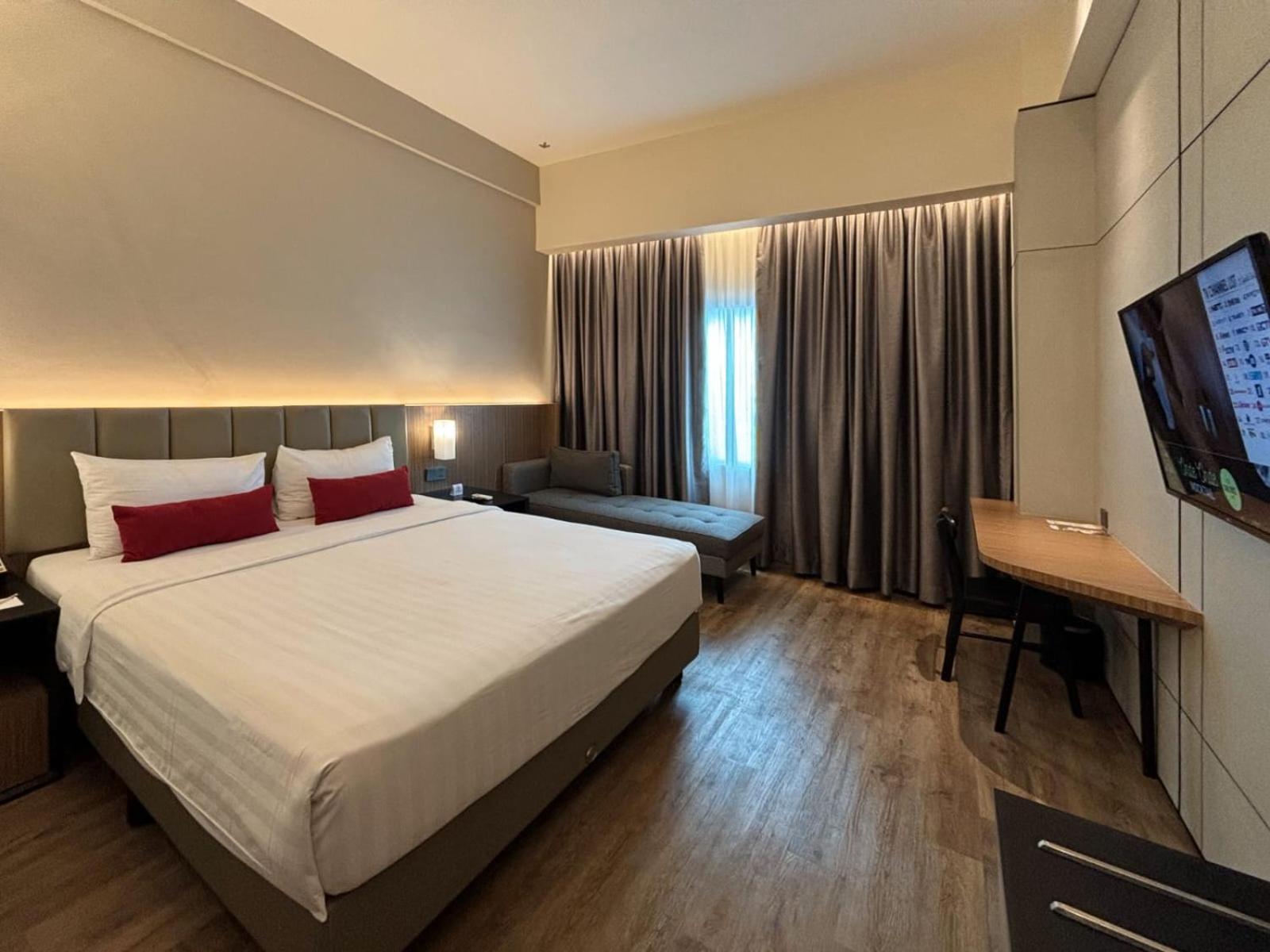 Grand Zuri Pekanbaru Zewnętrze zdjęcie