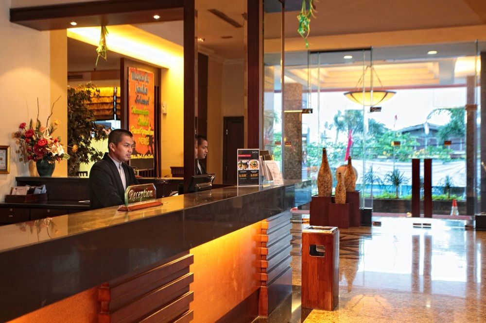 Grand Zuri Pekanbaru Zewnętrze zdjęcie